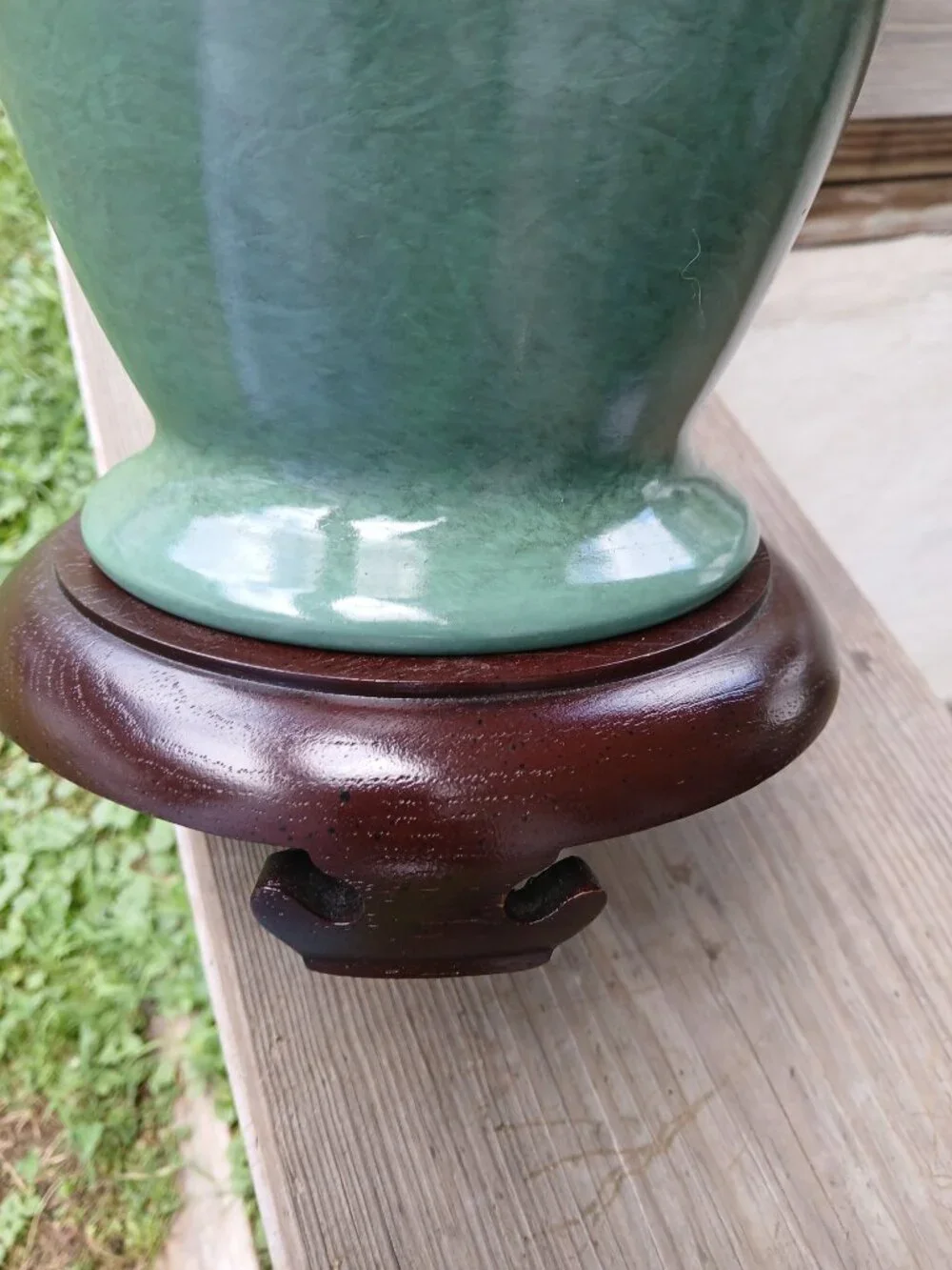 Vtg green ceramic oriental style table lamp